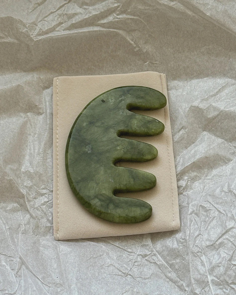JADE COMB
