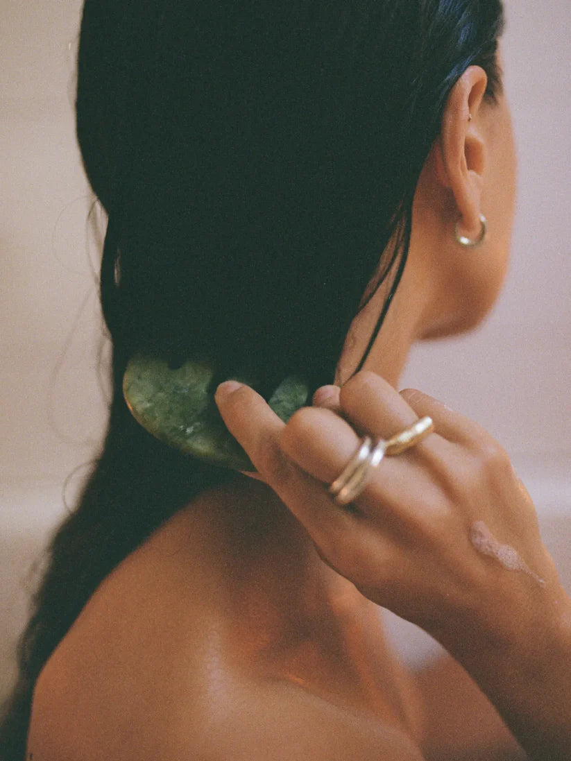 JADE COMB