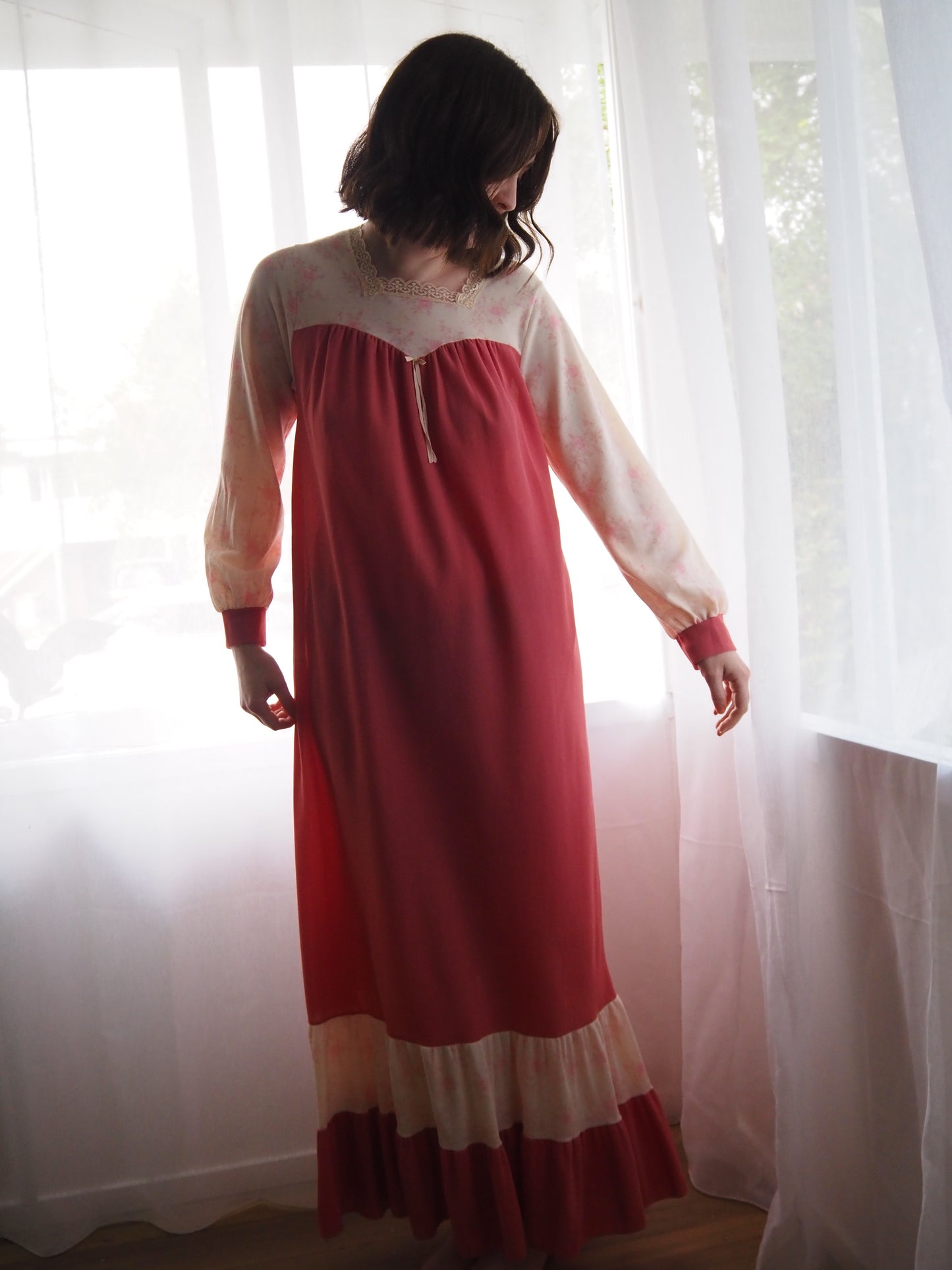 FLORAL NIGHTGOWN