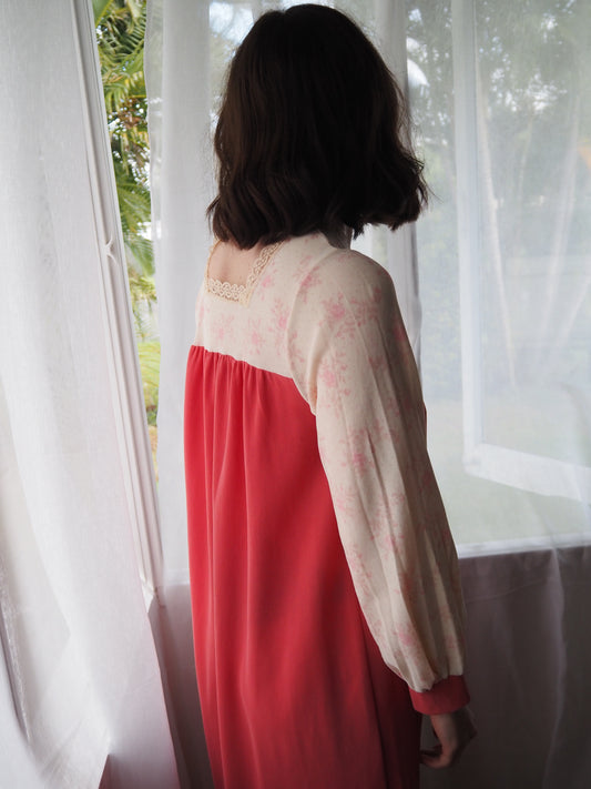 FLORAL NIGHTGOWN