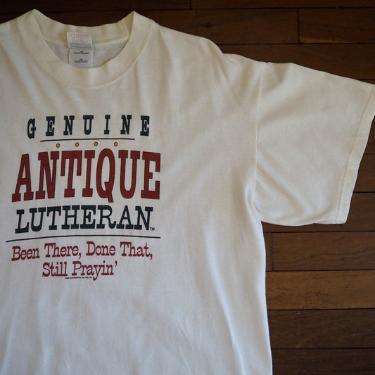 ANTIQUES TEE